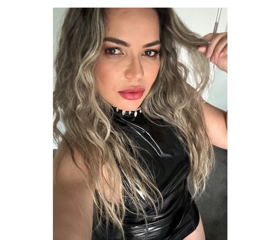 Escorts North Lanarkshire Airdrie - North Lanarkshire - Photos for 😘Discounted😘 NAUGHTY DANI GFE BRAZILIAN