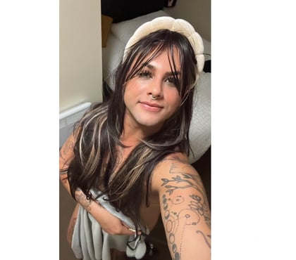 Trans Bradford City Centre Bradford - Photos for Hot Brasil trans woman First time in Bradford 🥵🍆🍑