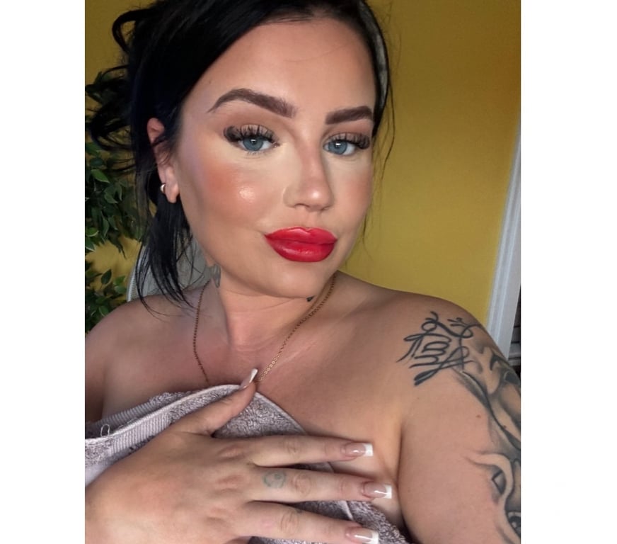 Escorts South Yorkshire Doncaster - Photos for 20 year old inked British babe 😏😈