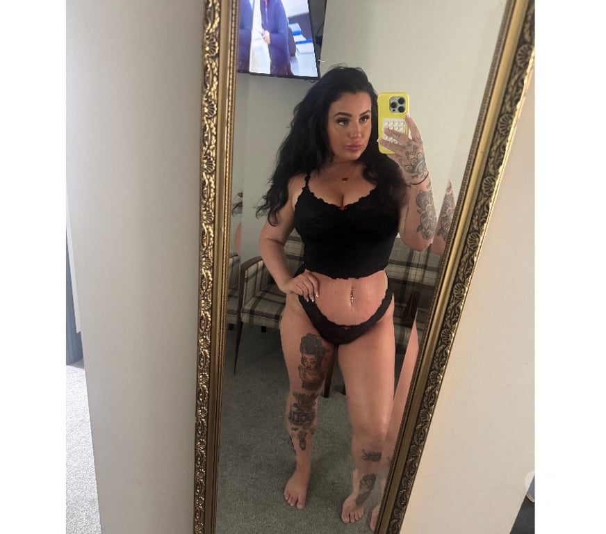 Escorts South Yorkshire Doncaster - Photos for 20 year old inked British babe 😏😈