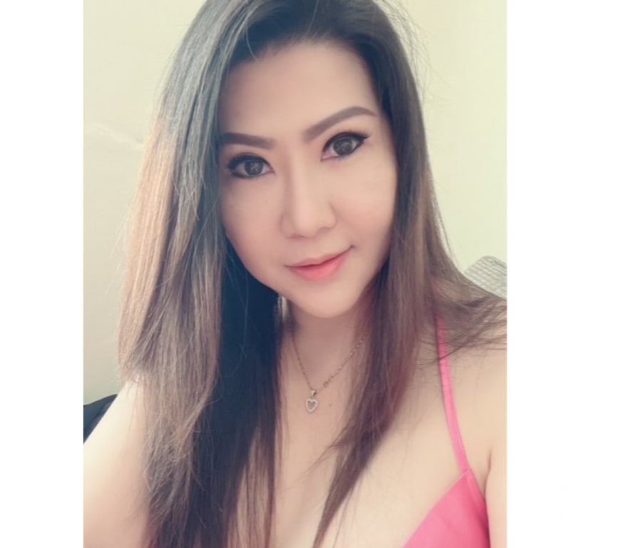 Escorts Essex Chelmsford - Photos for Thai hunny - pretty thai girl in Chelmsford - huge breasts