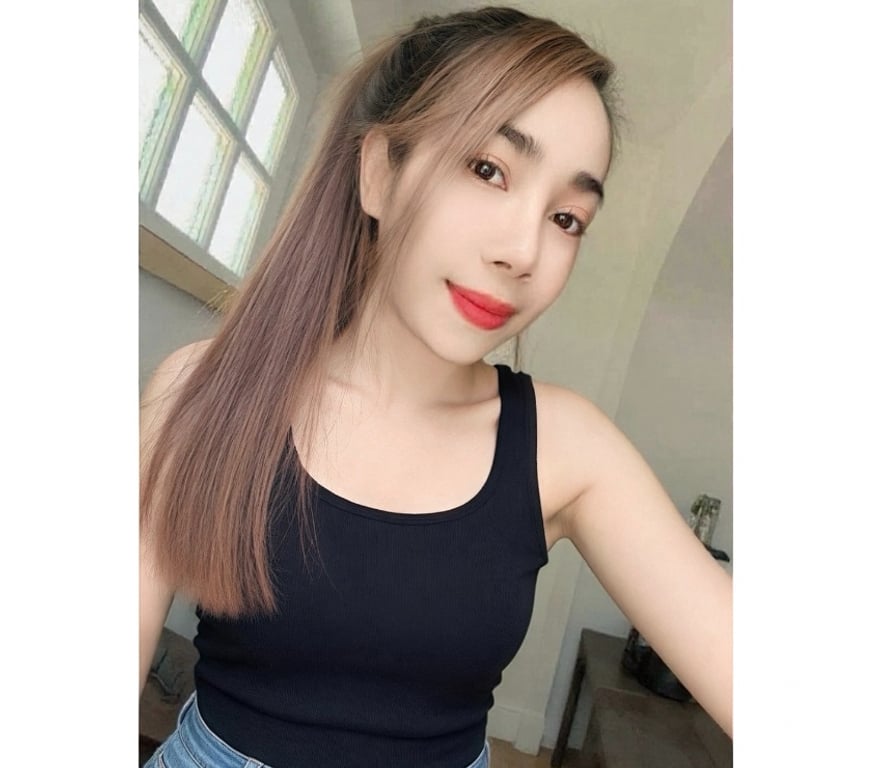Escorts Hampshire Rushmoor - Photos for Lilly Sweet Thai lady