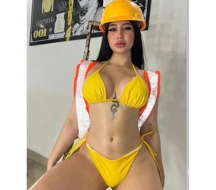Escorts Leeds City Centre Leeds - Photos for ⭐️Colombian⭐️ Best Service 💋 CALL ME🎥🥵