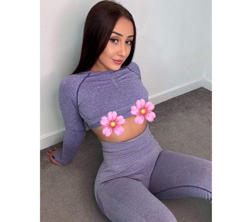 Escorts Hull Hull City Centre - Hull - Photos for NEW STUDENT BRAZILIAN🍑🔥NO RUSH🔞READY?🔥