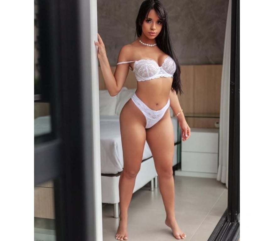 Escorts Greater Manchester Manchester - Photos for Estefany 🔥🇧🇷 HOT Party Girl 🎉 Brazilian📍NEW