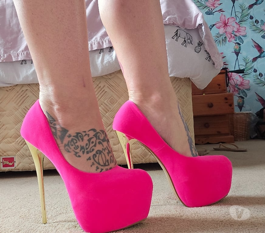 Escorts Cumberland Cockermouth - Cumberland - Photos for Independent, Tattooed Alternative Look, Owo, GFe