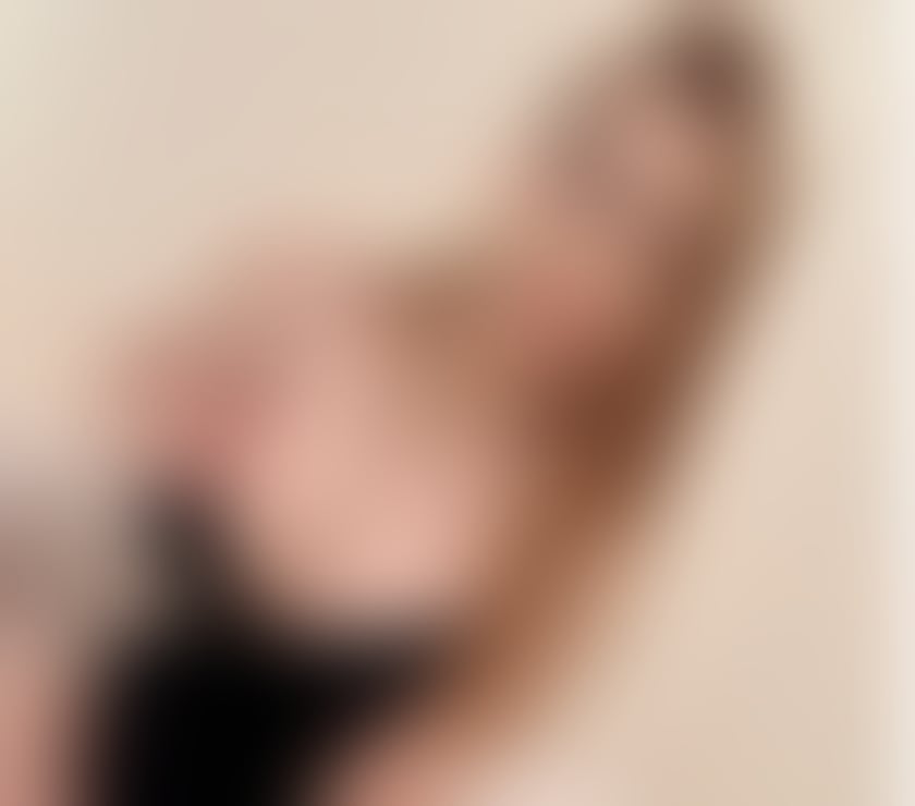 Escorts Staffordshire Newcastle-under-Lyme - Photos for Emmie Professional Thai massage & Full GF experience
