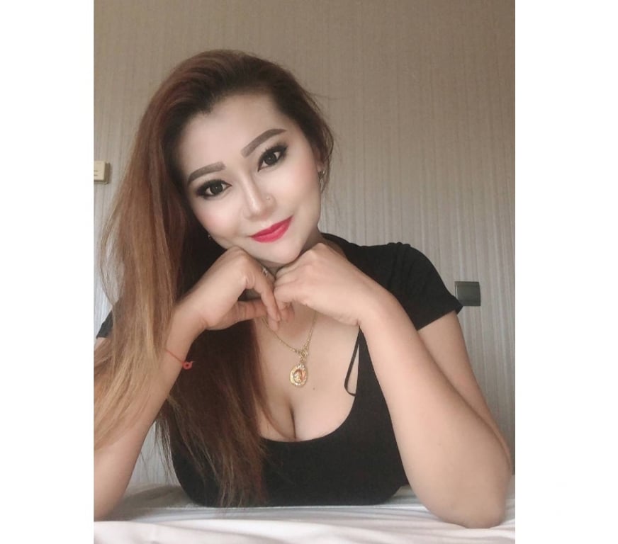 Escorts Norfolk Norwich - Photos for Huge natural boobs 😍 Moncy ❤️‍🔥