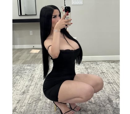 Escorts Leeds City Centre Leeds - Photos for 🌹YOUR GIRL BACK🖤ELEKTRA💋📞