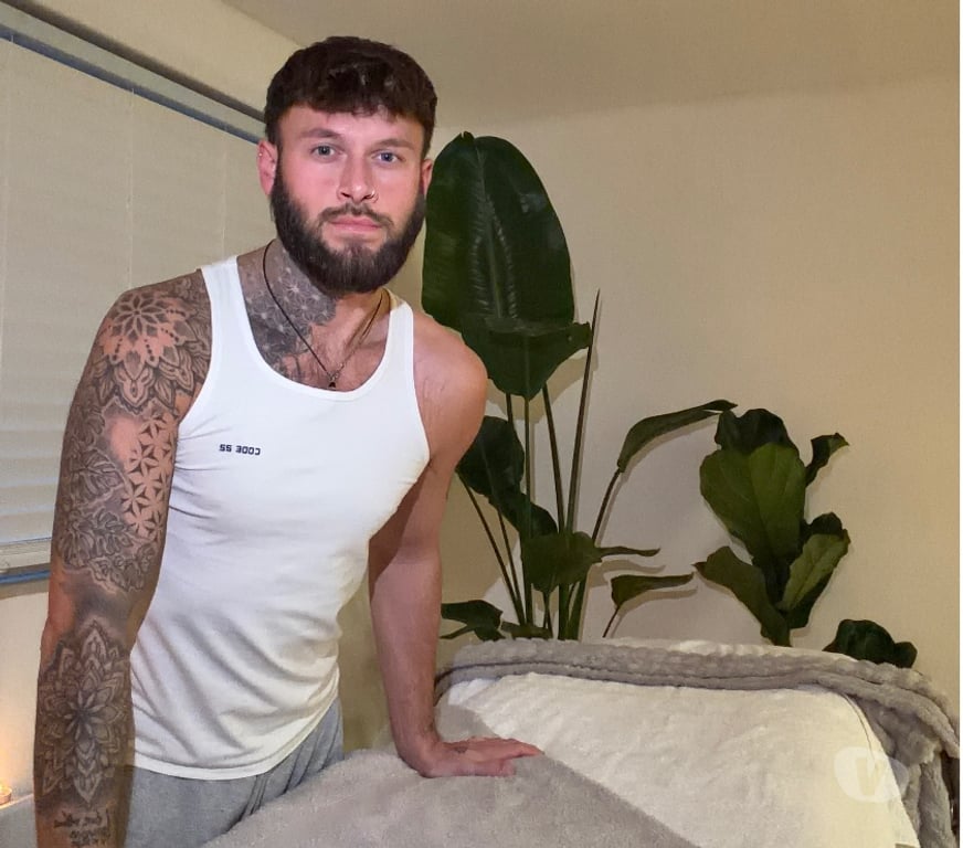 Full body massage Kent Medway - Kent - Photos for Male Massage Therapist