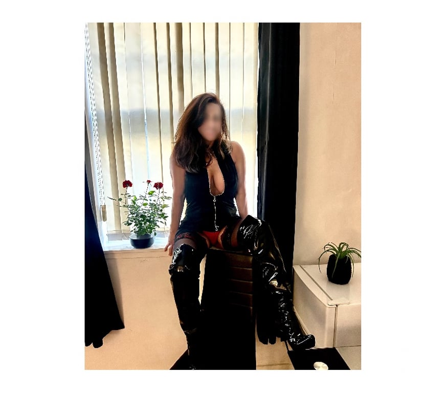 Escorts Aberdeen Aberdeen City Centre - Aberdeen - Photos for Sweet Layla in Scotland