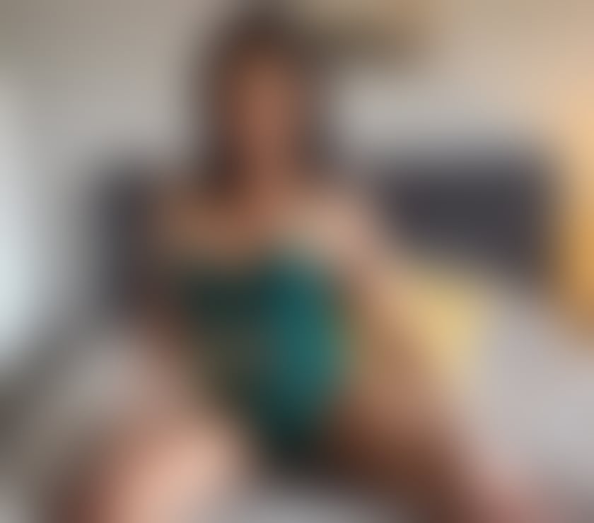 Trans Escorts Kent Maidstone - Photos for Busty Curvy Thai TS Ladyboy with a FAB Surprise new in Town