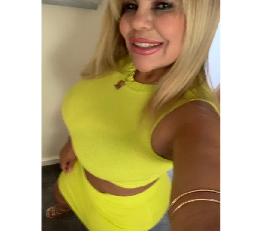 Escorts Swansea - Wales Swansea City Centre - Swansea - Photos for Alexia❤️ BRAZILIAN BIG BUM and BIG BOOBS 💋