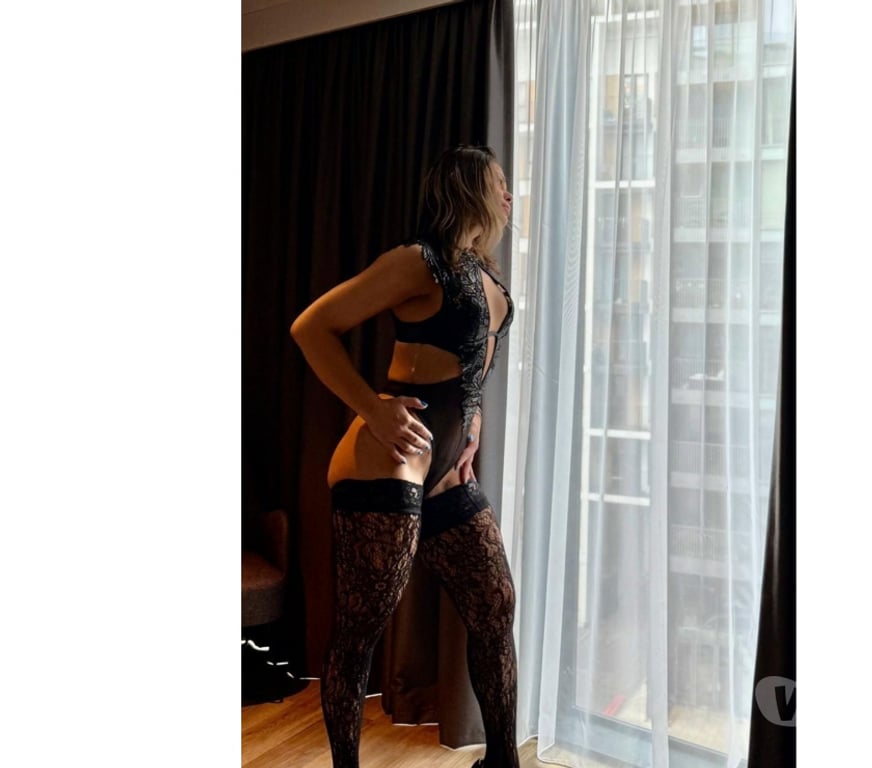 Escorts South West London Sutton - Photos for Vanessa is hot 🥰🥰 last days in the UK