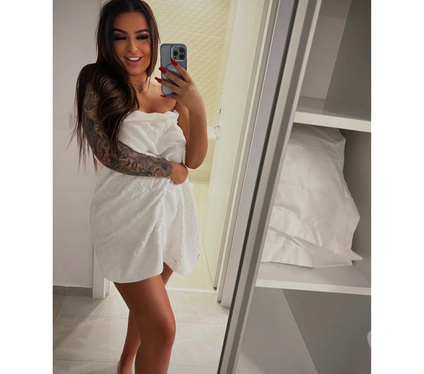 Escorts Windsor and Maidenhead Maidenhead - Windsor and Maidenhead - Photos for Kelly ❤️ Genuine and Busty 🔝 New In Town 🆕🥳