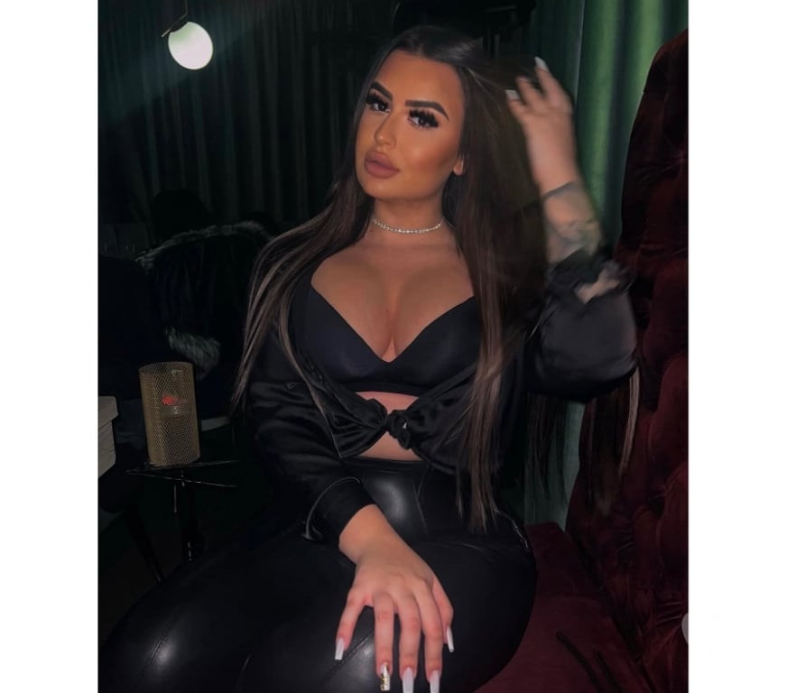 Escorts Windsor and Maidenhead Maidenhead - Windsor and Maidenhead - Photos for Kelly ❤️ Genuine and Busty 🔝 New In Town 🆕🥳