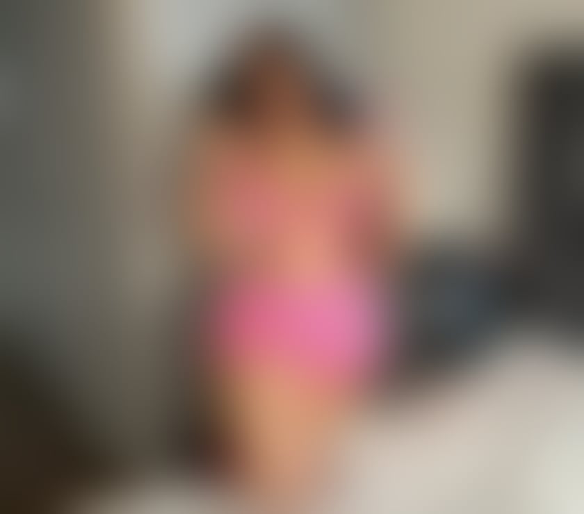  Escorts Reading Town Centre Reading - Photos for hot latin🍑🥳party girl best owo🥳🍑come now