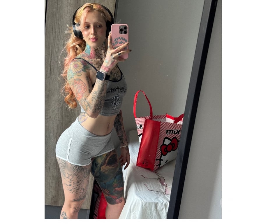 Escorts Essex Colchester - Photos for NEW REDHEAD ALICE MARIE FIRST TIME IN UK!!!