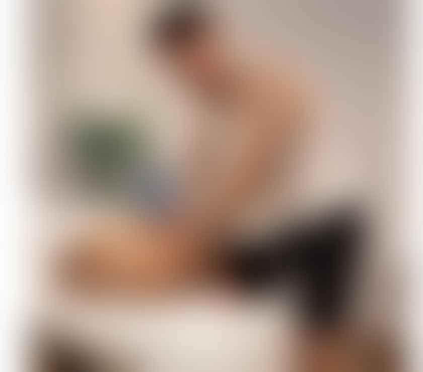 Gay massage West London Notting Hill Gate Station - West London - Photos for Henrique Tantric