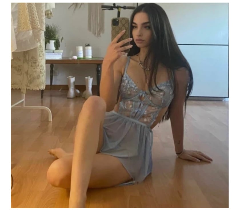 Photos for NAUGHTY GIRL 🔥 best owo 🍆❤️ OUTCALL