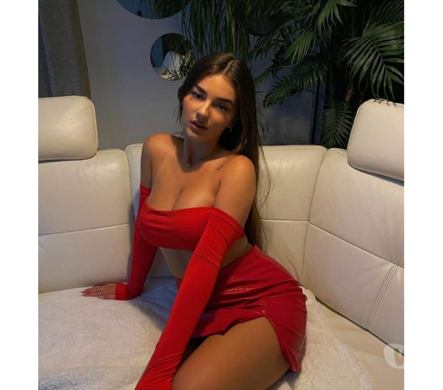 Escorts East London Canary Wharf - East London - Photos for Party girl ❤️ Outcall only