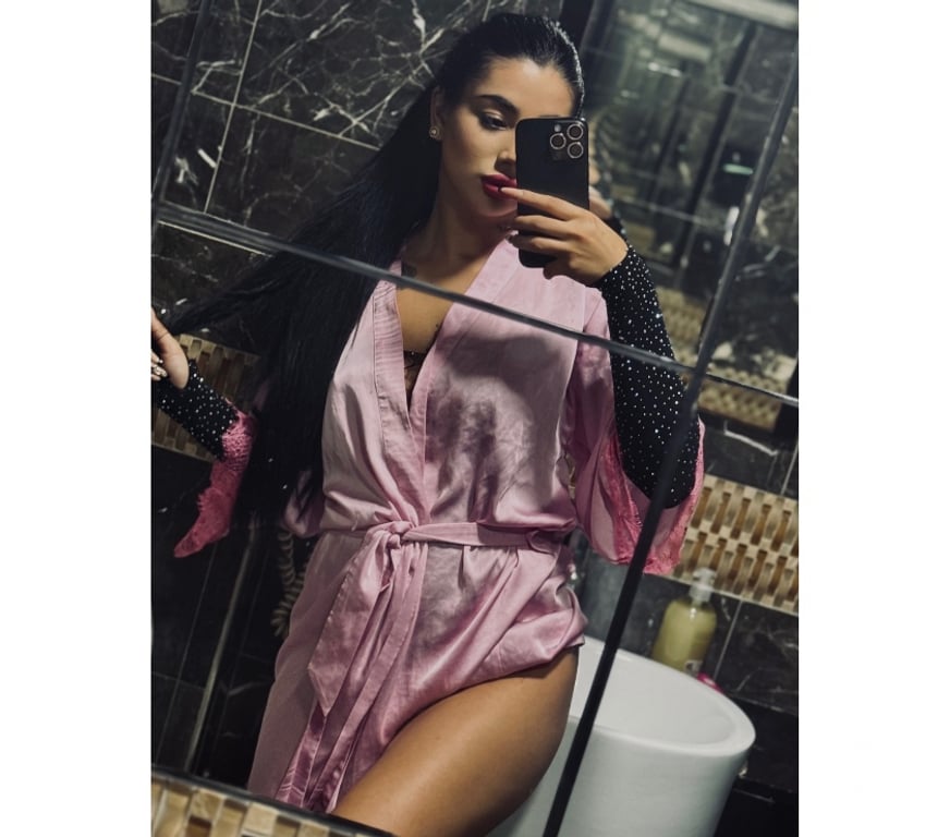 Escorts Bedfordshire Luton - Photos for 🔥Raysa is here🔥ONLY OUTCALL‼️