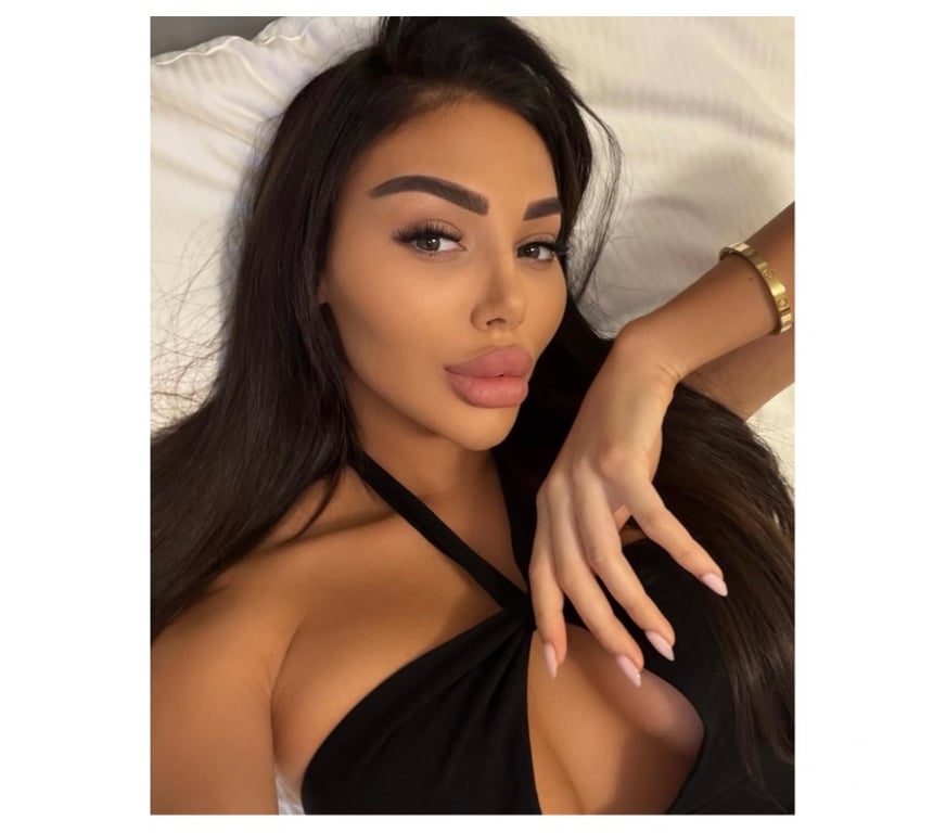 Escorts Norfolk Norwich - Photos for Candy 🍭 FRENCH x HIGH CLASS 💯