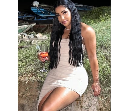 Escorts Dartford Town Centre Dartford - Photos for Vick 🇧🇷 Big and hot girl🔥