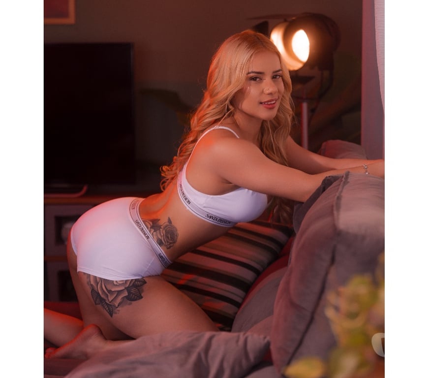 Escorts Leicestershire Leicester - Photos for NEW LATINA CRISTAL IS IN TOWN ⭐️