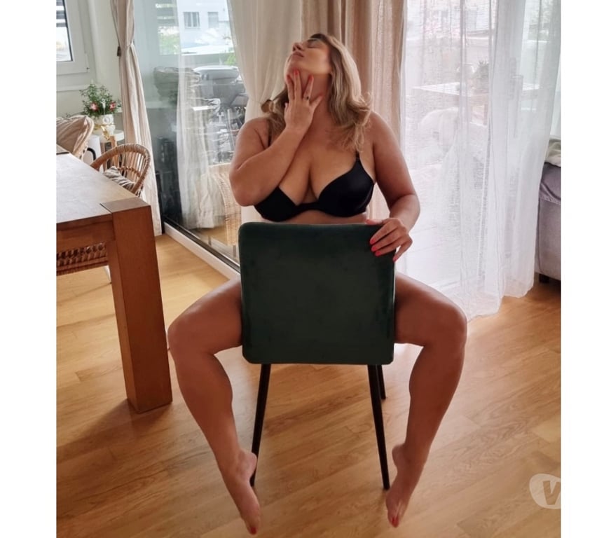 Escorts South West London Tooting Bec - South West London - Photos for Curvy 🍓 Sensual 🍓Woman 🍓