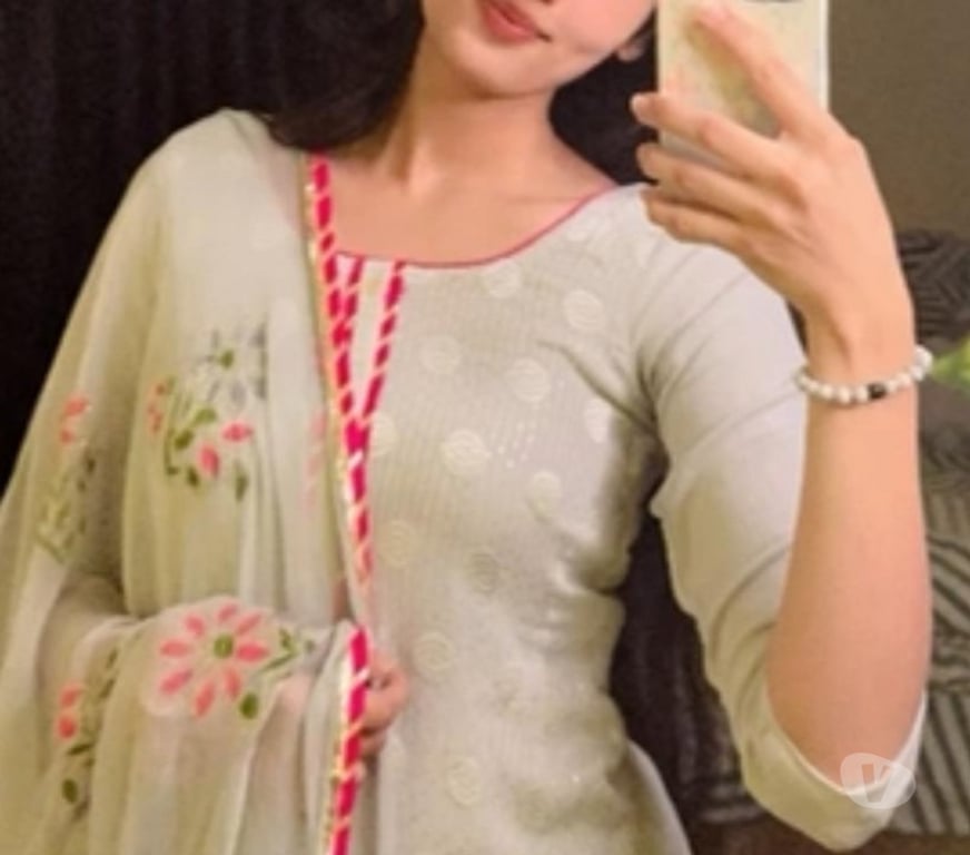 Escorts Reading Reading Town Centre - Reading - Photos for Hurry up guys party girl available