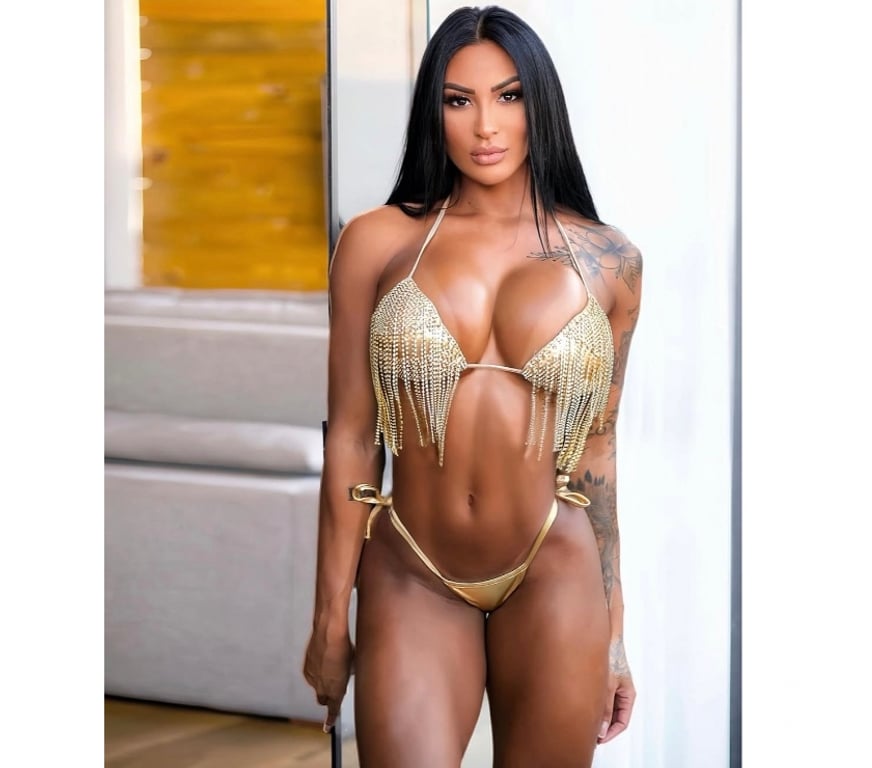 Escorts Greater Manchester Manchester - Photos for Liz Brazilian brunette