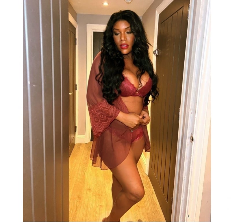 Escorts Essex Chelmsford - Photos for Sorayah black ebano 🇧🇷 girl party 🥳🥳🤩