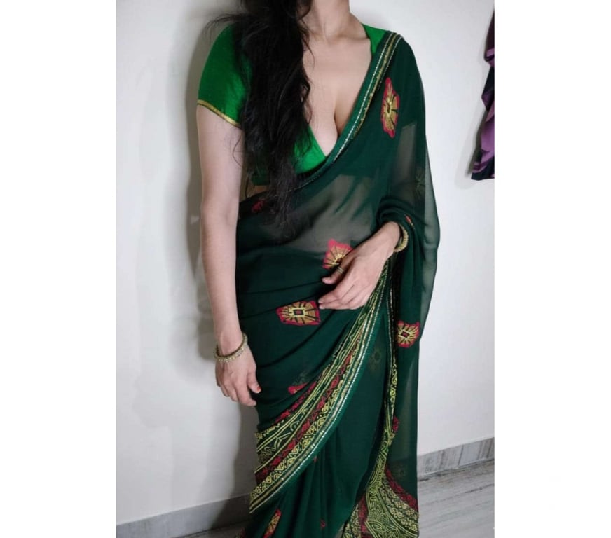 Adult Entertainment East London Bethnal Green - East London - Photos for Indian ❤️ girl ❤️ calls and text❤️ WhatsApp