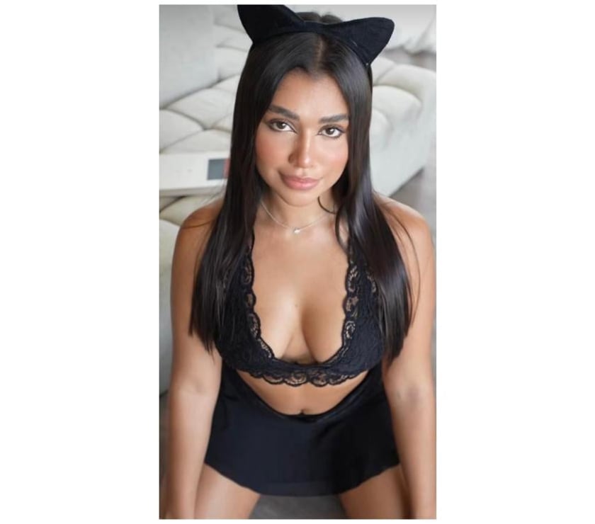  Escorts & Erotic Massage Swansea City Centre Swansea - Wales - Photos for ⭐️ THE BEST CURVY AND BUSTY BRUNETTE ⭐️ ⭐️