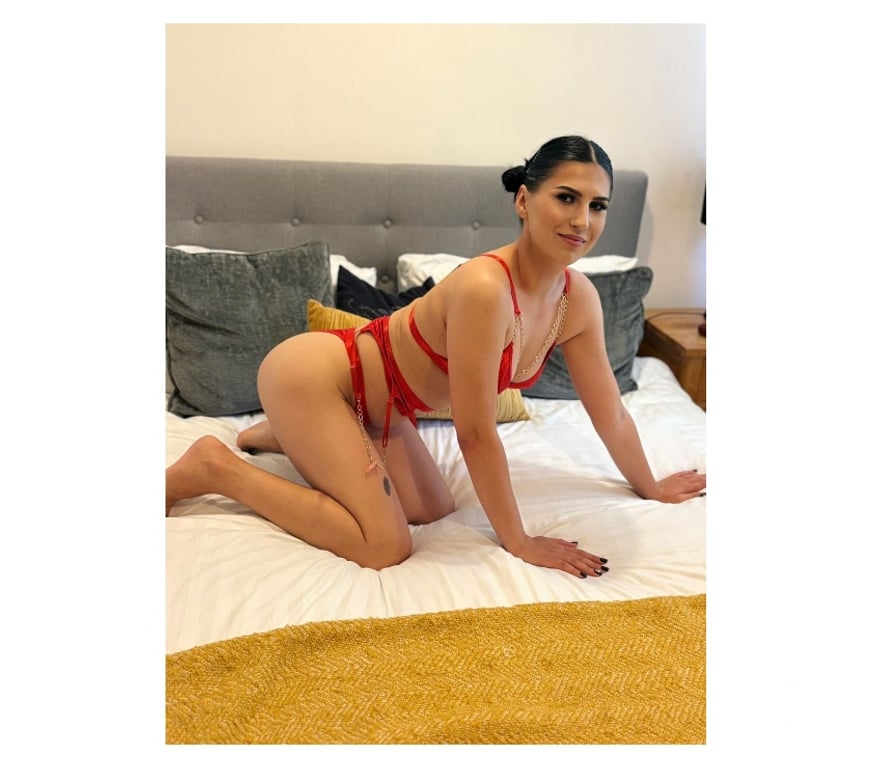 Escorts Hertfordshire Dacorum - Photos for Brunette 👅🍆💦Alexxxia💕NEW IN TOWN ❤️💕