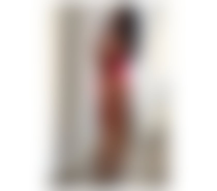 Escorts East London Stratford - DLR Station - East London - Photos for Brazilian brunette with curly hair