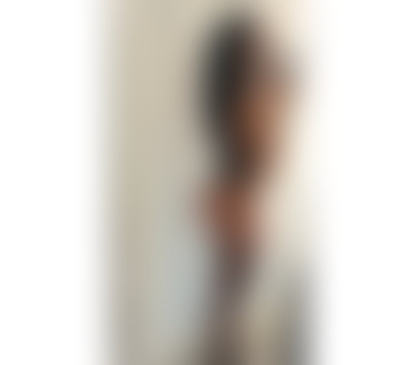 Escorts East London Stratford - DLR Station - East London - Photos for Brazilian brunette with curly hair