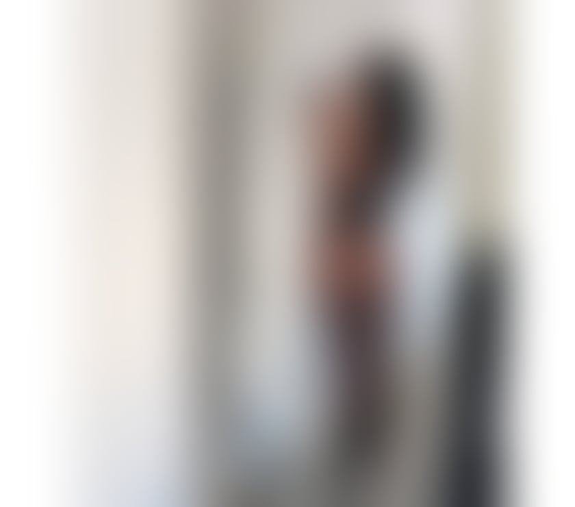 Escorts East London Stratford - DLR Station - East London - Photos for Brazilian brunette with curly hair