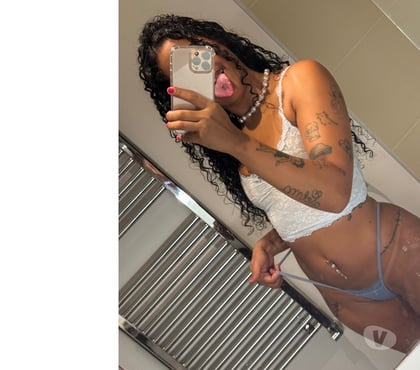 Escorts Stratford East London - Photos for Brazilian brunette Gabriela, skinny ass, curly hair