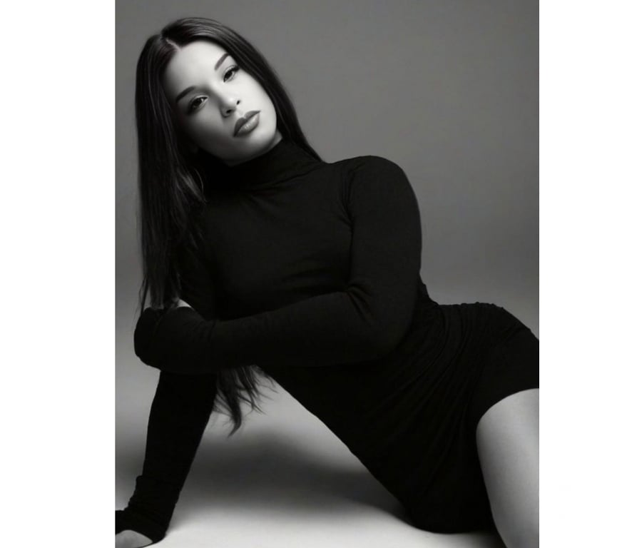 Escorts Brent Wembley - Brent - Photos for SEXY💋 TGIRL BIG BUM🍭 AND A SURPRISE🍆🥳