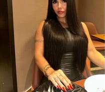 Sexy, charming and unforgettable companion