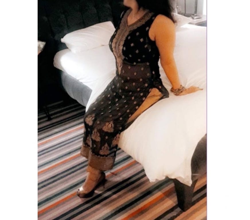 Escorts South West London Richmond upon Thames - Photos for 💯INDIAN RANI 💋💋 Tuesday and Wednesday only