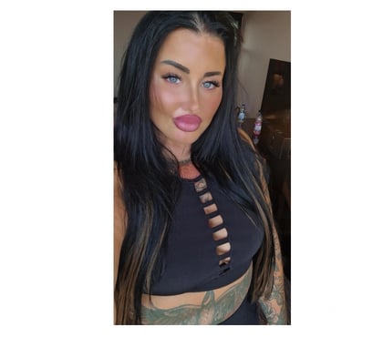 Duo Escorts Royal Albert Liverpool - Photos for Curvy, Kinky Yorkshire girl.. New in town!!!