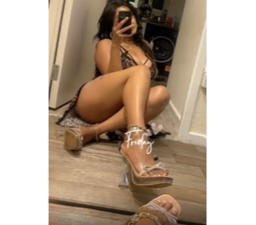 Escorts West Midlands Birmingham - Photos for Indian mixed xxx