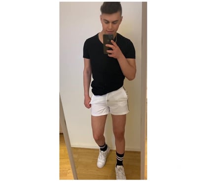 Gay escorts Turnpike Lane North London - Photos for BIG BUM YOUNG SANTIAGO