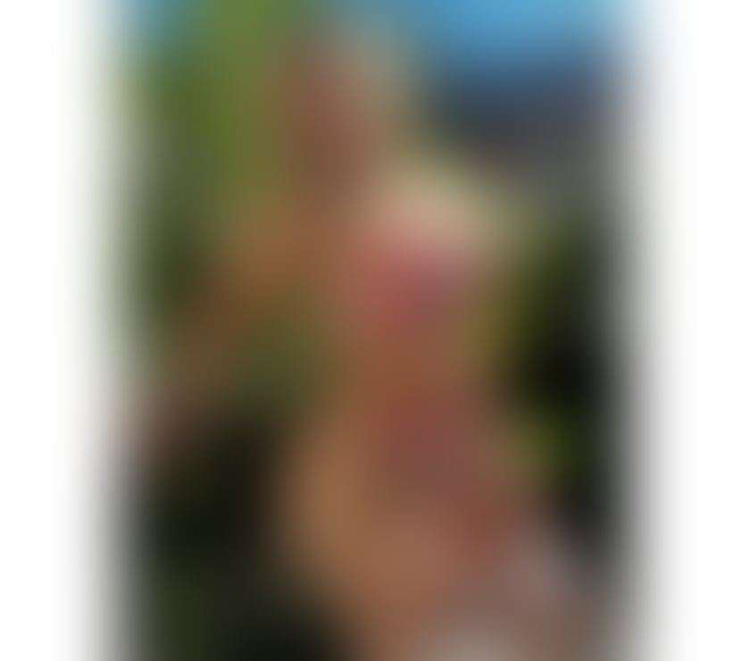 Escorts Nottinghamshire Nottingham - Photos for Hot oil b2b on a massage table or bed
