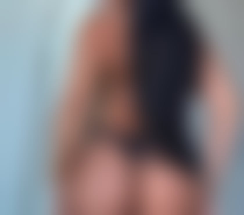 Escorts East London Redbridge - Photos for PARTY CUTE AND YOUNG FIRST TIME IN TOWN