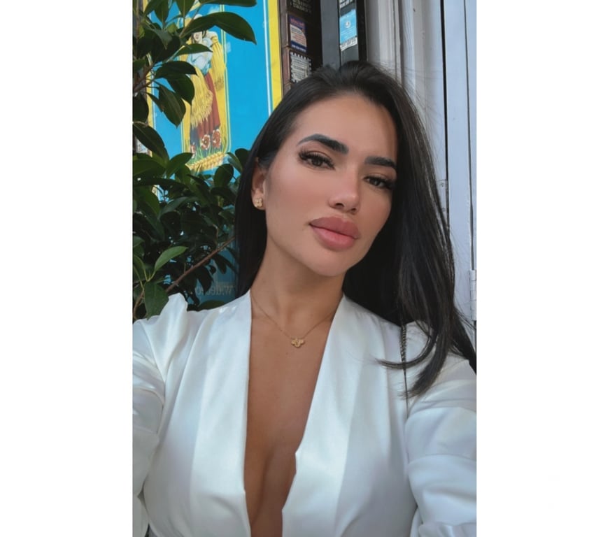 Escorts South East London Croydon - Photos for ✨ Yara garota brasileira sexy ✨