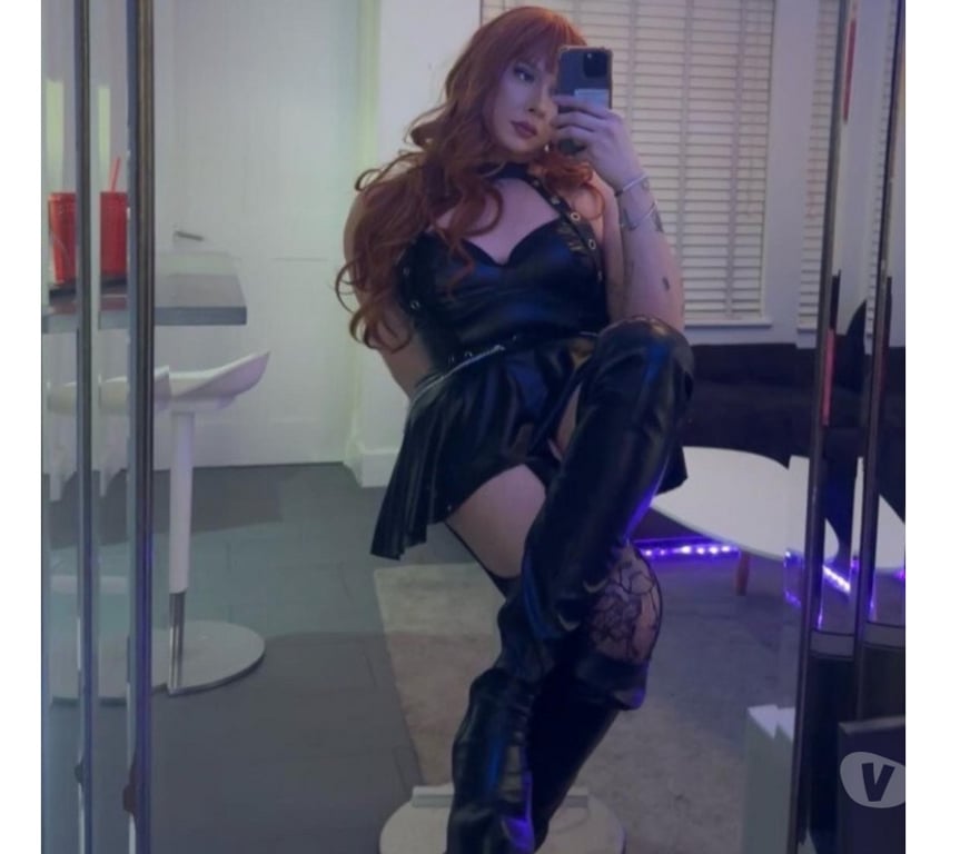 Trans Escorts Slough Slough Town Centre - Slough - Photos for Mistress Lauren Brazilian XXL